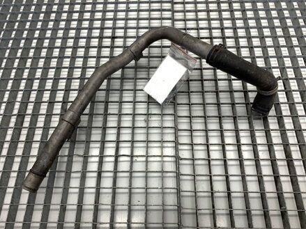 Potrubí vody Mercedes-benz CLA Coupe (C117) 2013 - 2019