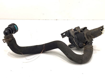 Přídavná vodní pumpa Jaguar F-pace (X761) 2015 - 2022 DX2318D474AC