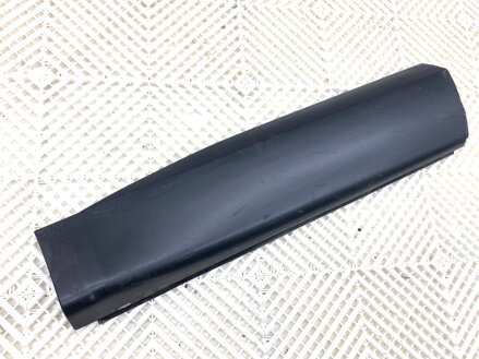Lišta dveří pravá zadní Jaguar F-pace (X761) 2015 - 2022