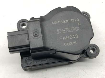 Motor radiátoru topení Jaguar F-pace (X761) 2015 - 2022 EAB243