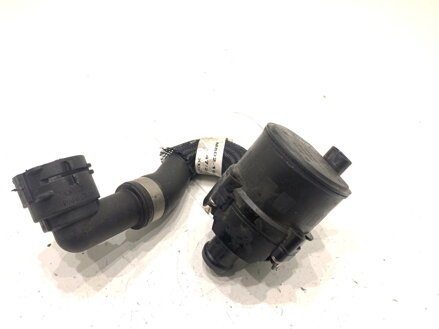 Přídavná vodní pumpa Land Rover Range Rover Evoque (L551) 2018 - 2022 M8D2-8B500-AB