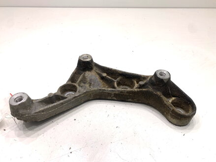 Držák uchycení nápravy předního Mercedes-benz CLS Shooting Brake (X218) 2012 - 2017 A2720140295