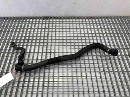 Hlavní potrubí vody BMW 5 (G30, F90) 2016 - 2022 8598386
