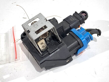 Modul ventilátoru Opel Crossland X / Crossland (P17, P2QO) 2017 - 2022 98372A01