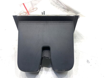 Zámek víka kufru zadní Skoda Scala (NW1) 2019 - 2022 654827505