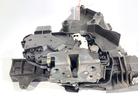 Zámek dveří pravý přední Volvo V50 (545) 2003 - 2012 30753664