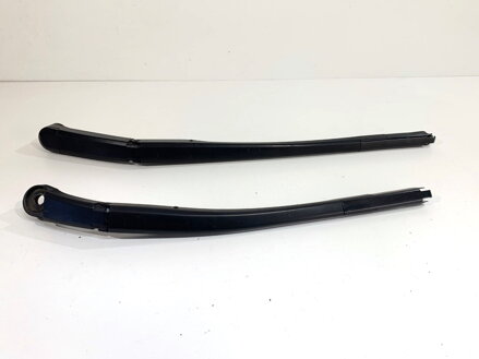 Stěrač sada přední Honda Civic Viii Hatchback (FN, FK) 2005 - 2022