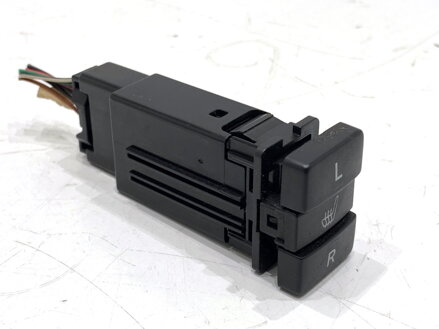 Ovládání vyhřívání sedadla Toyota Corolla Sedan (_E15_) 2006 - 2022 15B088