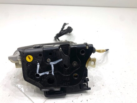 Zámek dveří levý zadní VW Passat B7 Variant (365) 2010 - 2015 3C4839015A