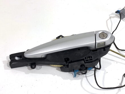 Klika vnější levá přední BMW X3 (F25) 2010 - 2017