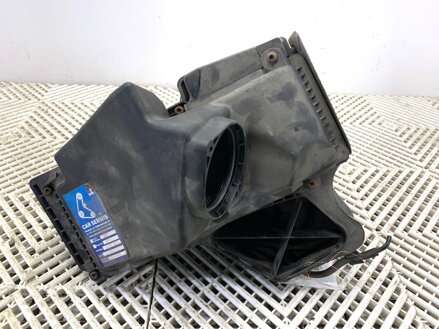 Kryt filtru vzduchu Audi Q5 (8RB) 2008 - 2017 8K0133837BG