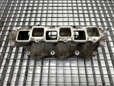 Sací potrubí Infiniti Q50 2013 - 2022