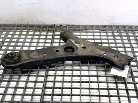 Rameno pravé přední KIA CEE ' D Sportswagon (JD) 2012 - 2018