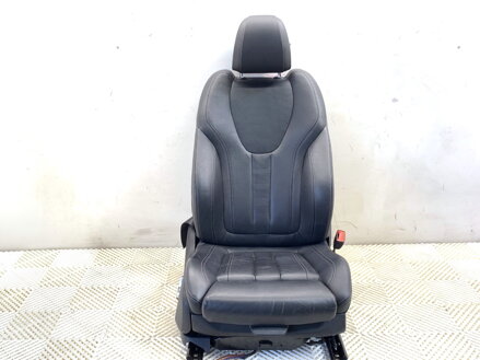 Sedadlo pravé přední BMW X5 (G05, F95) 2018 -