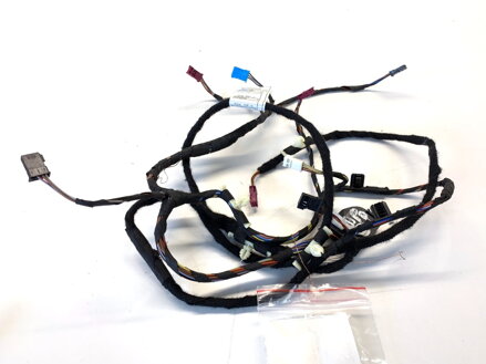 Kabeláž tapecírungu dveře přední pravá BMW X5 (G05, F95) 2018 - 8736333