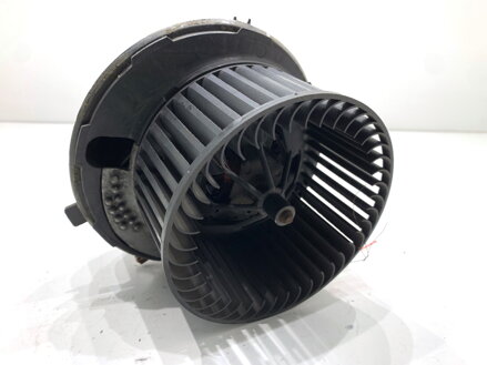Ventilátor topení Audi A3 (8P1) 2003 - 2013 1K1820015C