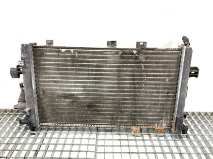 Chladič vody Opel Astra H Kombi (A04) 2004 - 2014