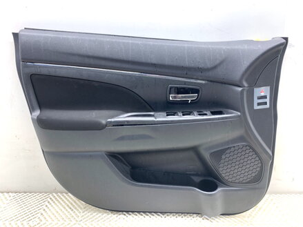 Tapecírung dveří levý přední Mitsubishi ASX (GA_W_) 2009 - 2022