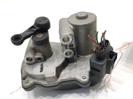 Regulátor klapek sacího potrubí Audi A4 B8 Avant (8K5) 2007 - 2015 03L129086