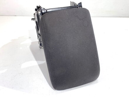 Loketní opěrka Audi A4 B8 Avant (8K5) 2007 - 2015 8K0864283