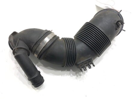 Vzduchové potrubí Skoda Octavia III Combi (5E5, 5E6) 2012 - 2022 5Q0129635