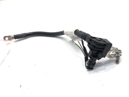 PÓL / svorka (BATERIE) mínus Audi A6 C7 Avant (4G5, 4GD) 2011 - 2018 8X0915181