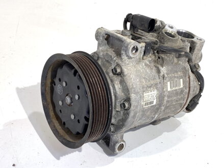 Kompresor klimatizace Audi A8 D4 (4H2, 4H8, 4HC, 4HL) 2009 - 2018 4H0260805J