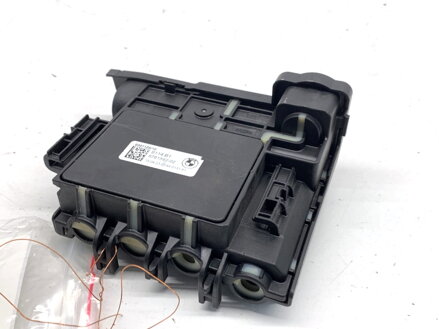 Rozdělovač proudu BMW X4 (G02, F98) 2018 - 2022 8781592