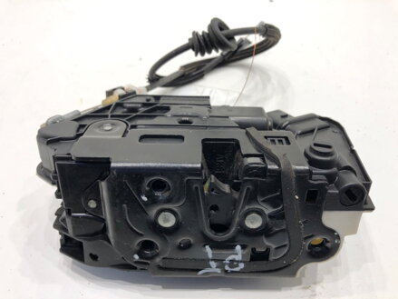 Zámek dveří pravý zadní Skoda Superb II Kombi (3T5) 2009 - 2015 5N0839016D