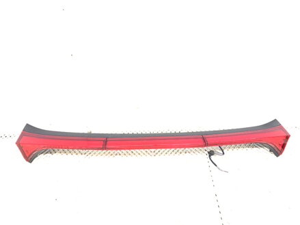 Panel světlo víka kufru zadní Mitsubishi Eclipse Cross (GK_) 2017 - 2022 5817A281