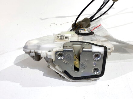 Zámek dveří pravý přední Honda Civic Viii Hatchback (FN, FK) 2005 - 2022 72111-SMG-G1