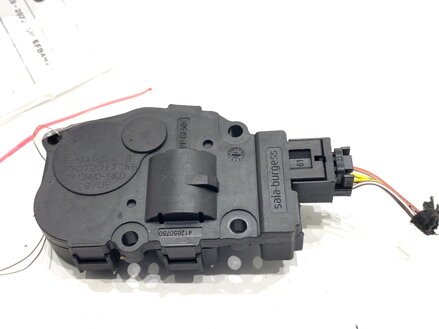 Motor radiátoru topení BMW X4 (G02, F98) 2018 - 2022 EFB492