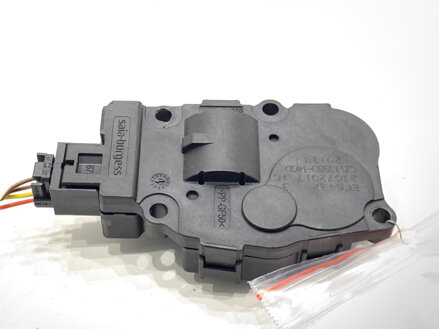 Motor radiátoru topení BMW X4 (G02, F98) 2018 - 2022 EFB492