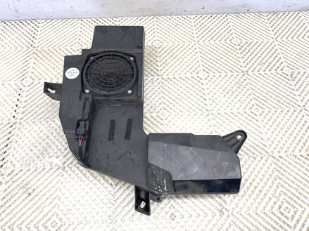 Subwoofer Audi A4 B7 Avant (8ED) 2004 - 2008 8E9035382D