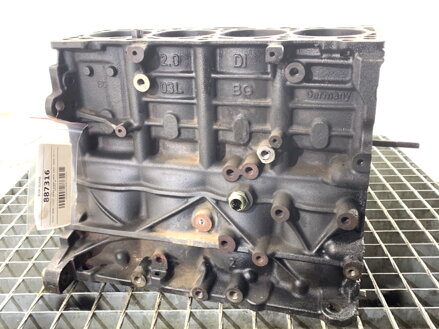 Blok motoru Audi A4 B8 Avant (8K5) 2007 - 2015 03L021BG