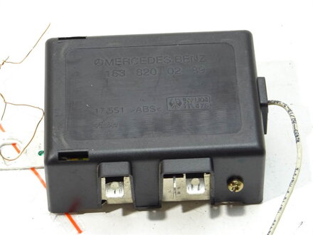 Anténa zesilovač Mercedes-benz Class M (W163) 1998 - 2005 1638200289