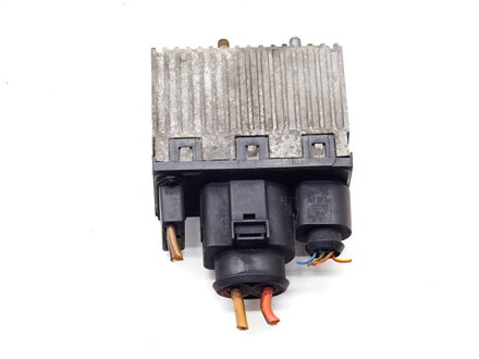 Modul řídicí jednotka ventilátorů Audi A6 C5 Avant (4B5) 1997 - 2005 8D0959501