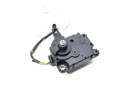 Motorek radiátoru topení Peugeot 308 II (LB_, LP_, LW_, LH_, L3_) 2013 - 2021 Z5509001