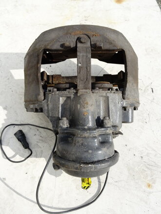 Brzdový třmen přední pravý Renault Trucks T 2013 - 2022