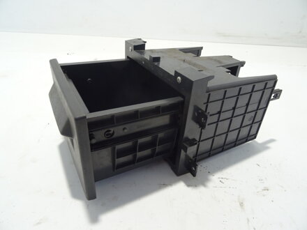 Schránka Renault Trucks T 2013 - 2022 82705897