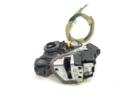 Zámek přední levý Toyota Land Cruiser 200 (_J2_) 2007 - 2022