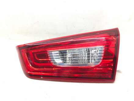 Světlo zadní pravé vnitřní Mitsubishi Outlander III (GG_W, GF_W, ZJ, ZL, ZK) 2010 - 2022 P9373R