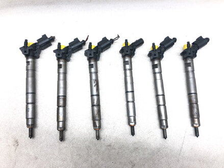 Vstřikovače Audi A6 C6 Avant (4F5) 2004 - 2011 059130277Q