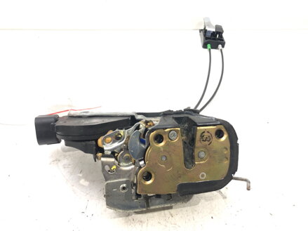 Zámek přední pravý Toyota Previa II (_R3_) 2000 - 2006