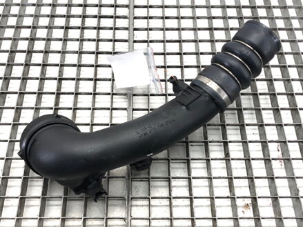 Vzduchové potrubí BMW X6 (E71, E72) 2007 - 2014 7571351