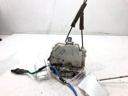 Zámek dveří levý přední Honda Fr-v (BE) 2004 - 2022