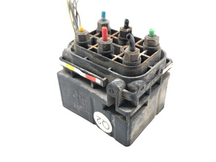 Čerpadlo kompresor podvozku Audi A6 C5 Avant (4B5) 1997 - 2005 128907127C