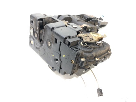 Zámek dveří pravý přední VW Golf IV (1J1) 1997 - 2008