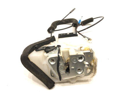 Zámek dveří levý zadní Subaru Legacy V (BM) 2009 - 2022