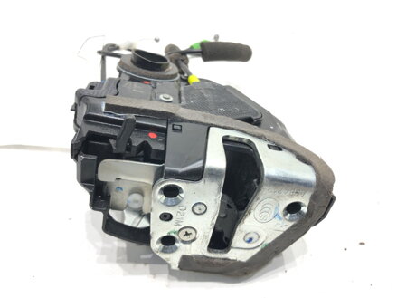 Zámek dveří pravý přední Toyota Corolla Sedan (_E21_) 2019 - 2022